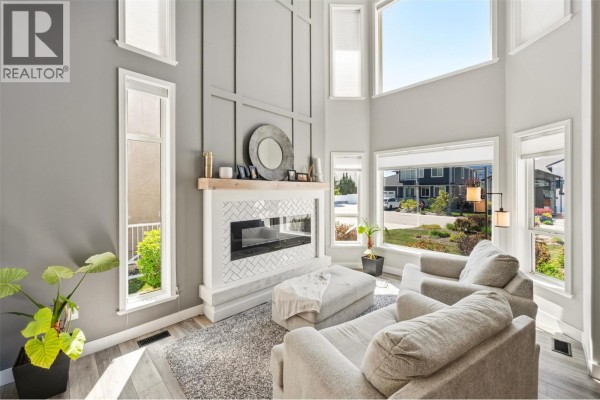 Loft - 2381 Wiltse Drive, Penticton, BC V2A7X7 Photo 2