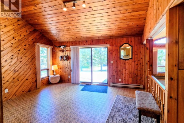 Recreation room - 2383 Ruault Road, Windermere, BC V0A1K4 Photo 5