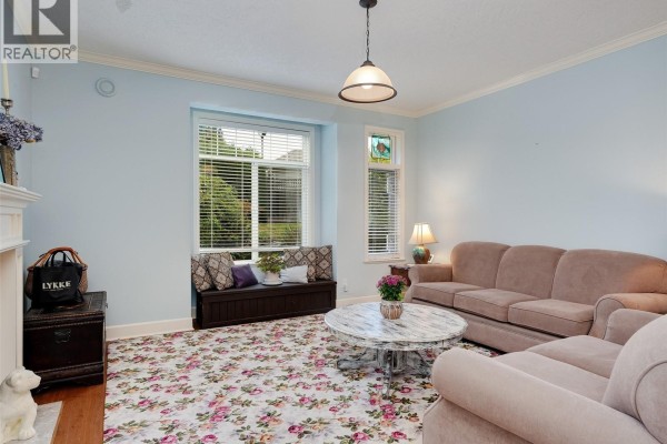 Porch - 2386 Poplar Dr, Sooke, BC V9Z0Y5 Photo 3