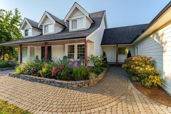 23873 12 Avenue, Langley, BC V2Z2Y2 Photo 4