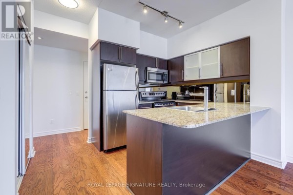 Kitchen - 239 - 2885 Bayview Avenue, Toronto, ON M2K0A3 Photo 3