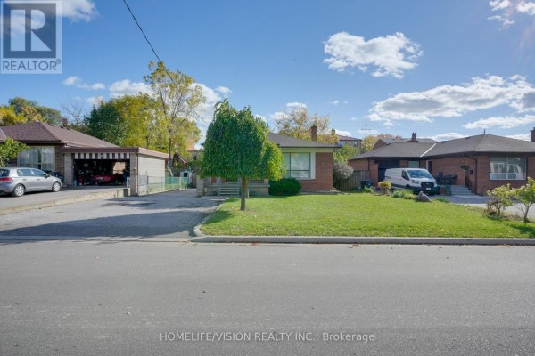 239 Epsom Downs Drive, Toronto, ON, photo 3