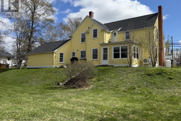 Bath (# pieces 1-6) - 239 North River Road, Charlottetown, PE C1A3L5 Photo 5