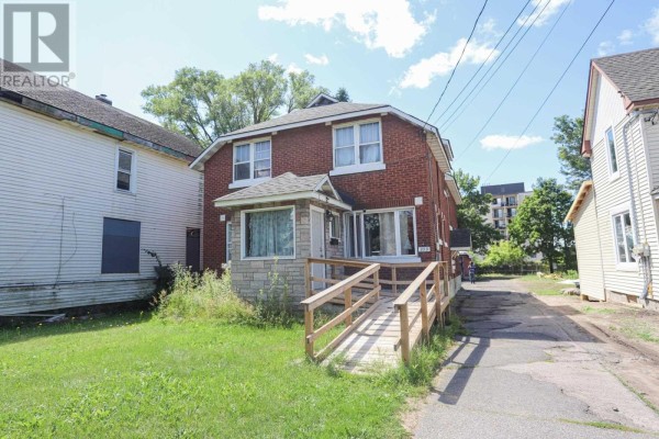 239 Wellington St, Sault Ste  Marie, ON, photo 2