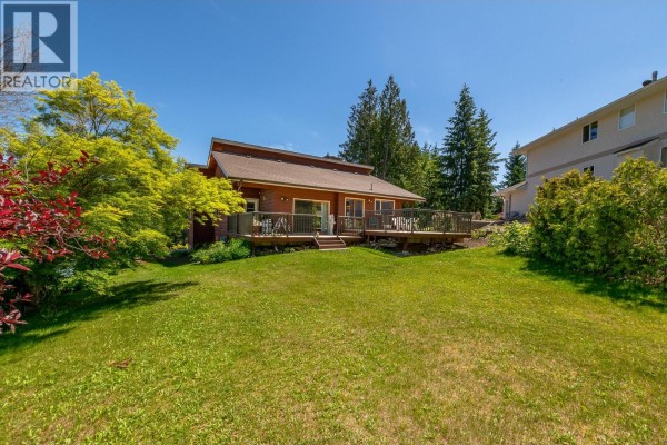 3pc Bathroom - 2392 Mt Tuam Crescent, Blind Bay, BC V0E2W2 Photo 5