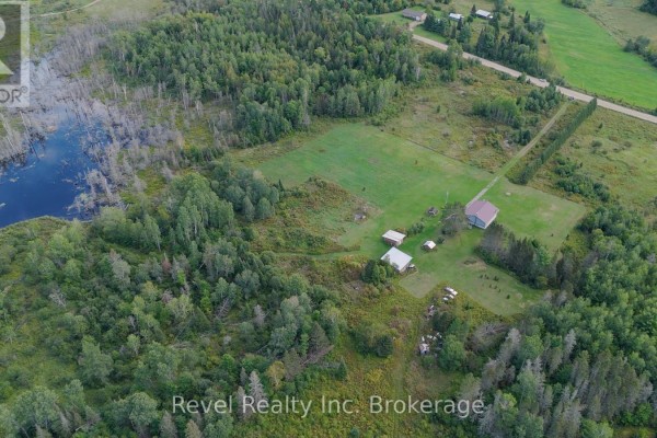 2395 Papineau Road, Papineau Cameron, ON, photo 3