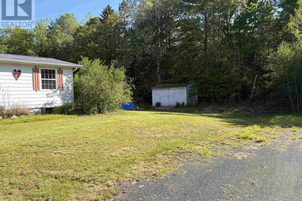 Primary Bedroom - 2396 Highway 10, Wentzells Lake, NS B4V8X5 Photo 5