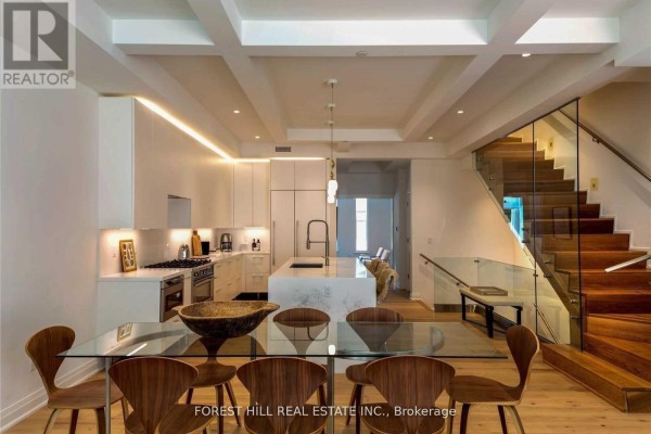 23b Lascelles Boulevard, Toronto, ON, photo 3