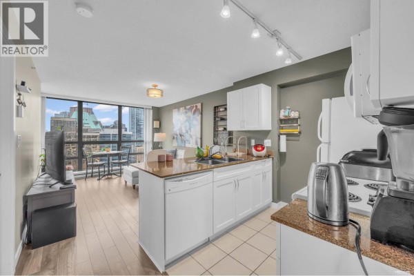 23xx 938 Smithe Street, Vancouver, BC V6Z3H8 Photo 5