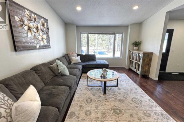 Bedroom - 24, 32375 Range Road 62, Rural Mountain View County, AB T0M1X0 Photo 2