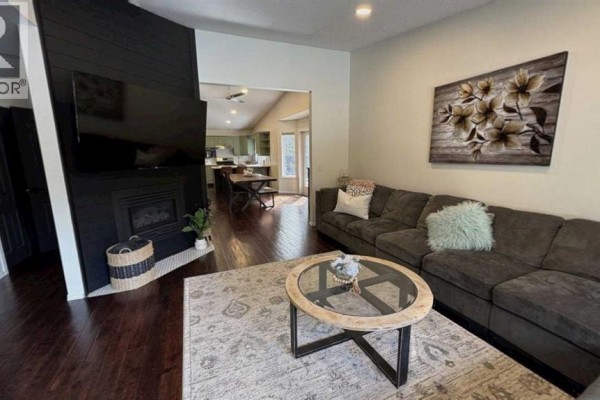 Bedroom - 24, 32375 Range Road 62, Rural Mountain View County, AB T0M1X0 Photo 3