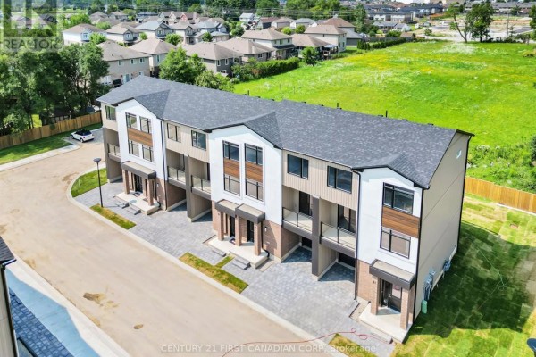24 - 349 Southdale Road E, London South, ON, photo 2