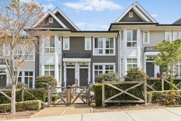 24 14433 60 Avenue, Surrey