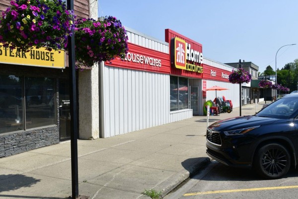 24-26 Athabasca Ave.,t9g 1g2, Devon, AB T9G1G2 Photo 4