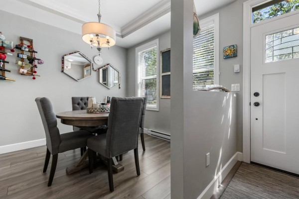 Foyer - 24 45462 Tamihi Way, Garrison Crossing, Chilliwack, BC V2R0Y2 Photo 4
