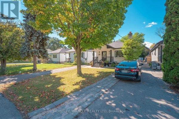 24 Acorn Avenue, Toronto, ON M9B3P8 Photo 4
