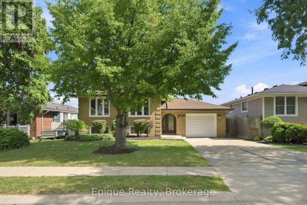 24 Brae Crest Drive, Hamilton, ON, photo 2