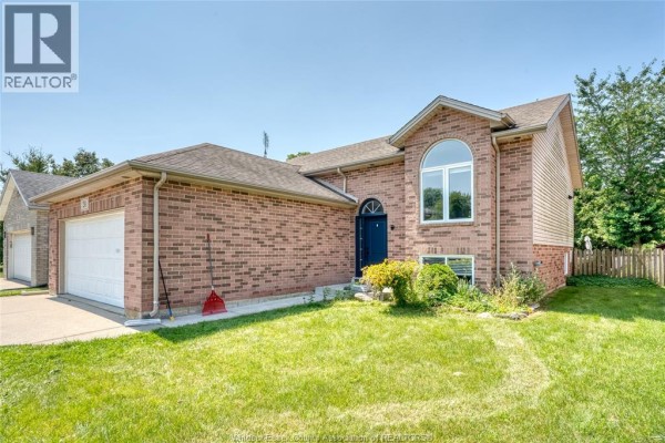 Family room - 24 Briarwood, Harrow, ON N0R1G0 Photo 3
