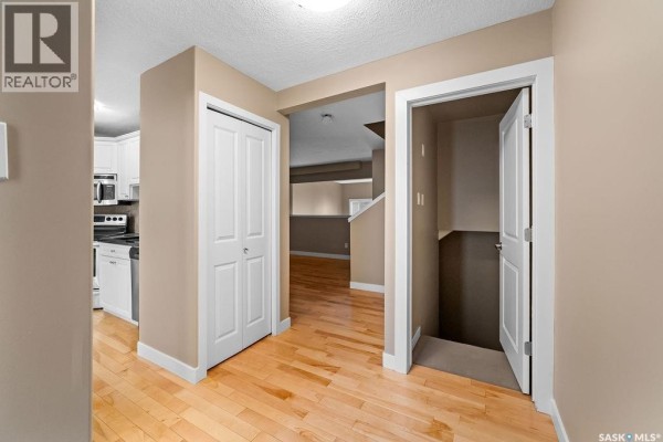 Dining room - 24 Cannington Mews, Regina, SK S4S5Z7 Photo 4