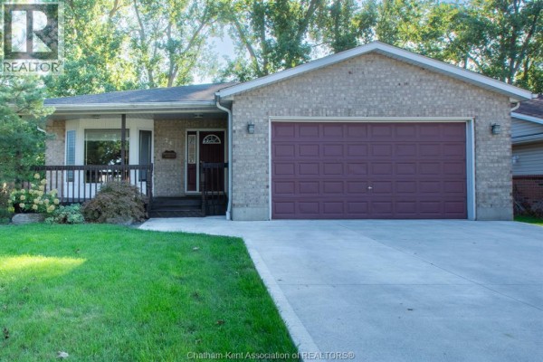 3pc Bathroom - 24 Churchill Park Road, Chatham, ON N7M6K5 Photo 2