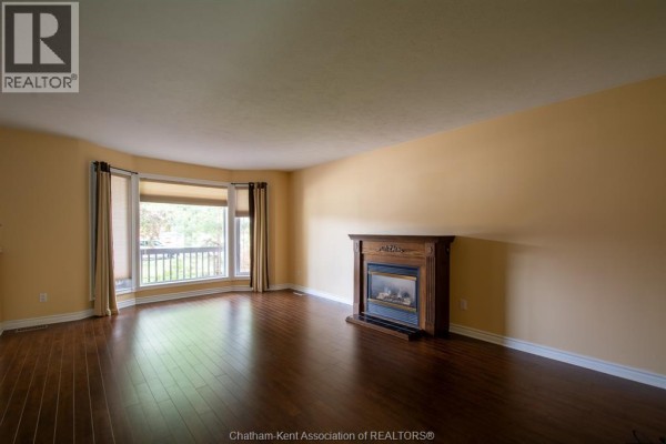 Recreation room - 24 Churchill Park Road, Chatham, ON N7M6K5 Photo 5