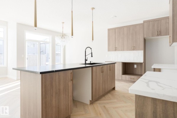 Kitchen - 24 Clichy Cl, St  Albert, AB T8T2E4 Photo 2