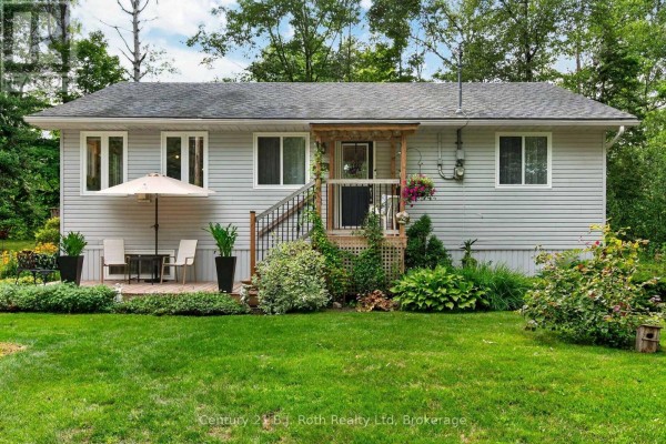 24 Crescent Drive, Tay, ON, photo 2