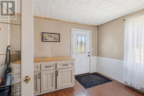 Kitchen - 24 Daniel Ct, Heyden, ON P6A5K7 Photo 2