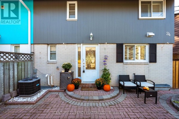 Primary Bedroom - 24 Dogwood Crescent, Toronto, ON M1P3N6 Photo 4