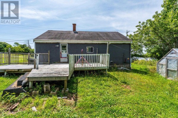 Eat in kitchen - 24 Doucet Wharf Road, Lower Wedgeport, NS B0W2B0 Photo 5