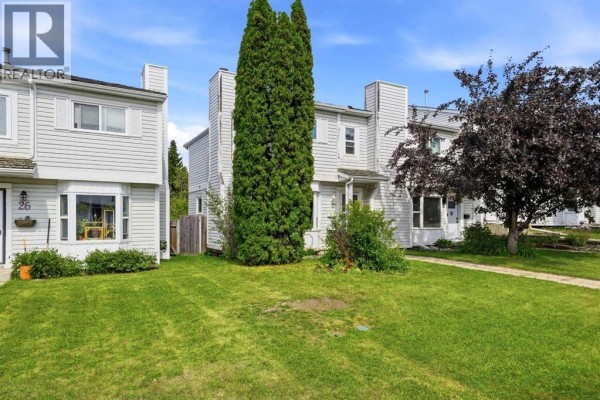 24 Ellenwood Drive, Red Deer, AB, photo 2
