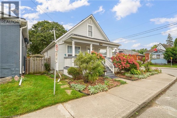 Den - 24 Elliott Avenue, Brantford, ON N3T1E5 Photo 2
