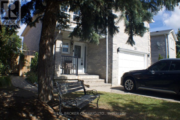 24 Fallen Oak Court, Brampton, ON L6Y3T5 Photo 3