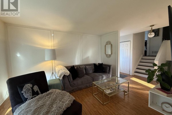 24 Frost Trail, Barrie, ON L4N4X1 Photo 3