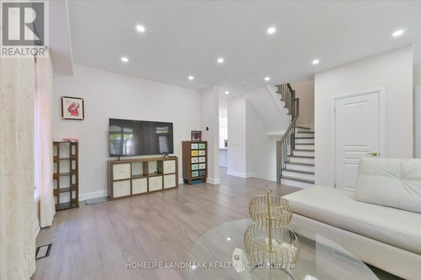 24 Harlan Street, Markham, ON L6B0R8 Photo 3