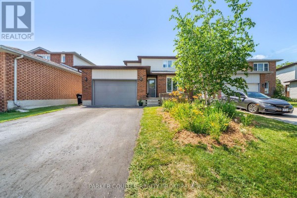 Bathroom - 24 Hopkins Road, Barrie, ON L4M5X6 Photo 3