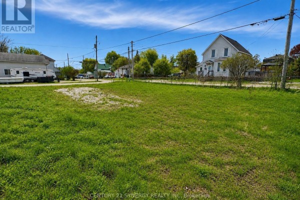 24 King Street, Smiths Falls, ON K7A3C9 Photo 5