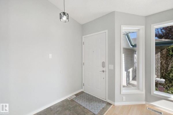 Kitchen - 24 La Costa Fairway Cl, Stony Plain, AB T7Z2A5 Photo 3