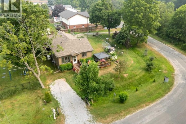 24 Lakeview Crescent, St  Williams, ON, photo 2
