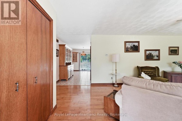 Other - 24 Leonard Drive, Goderich), ON N7A4K6 Photo 4