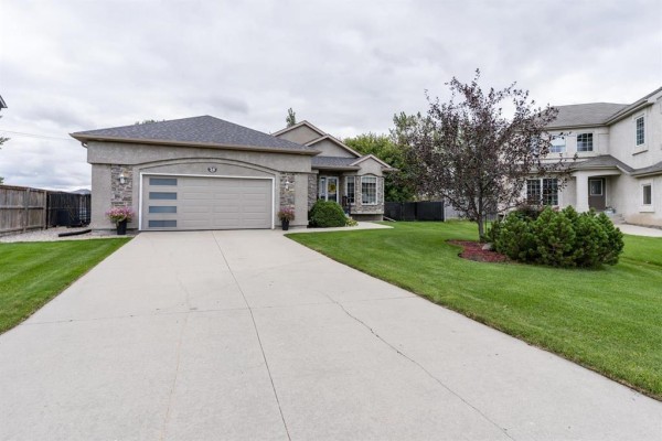 Family room - 24 Linden Lake Drive, Oakbank, MB R5N0M5 Photo 2
