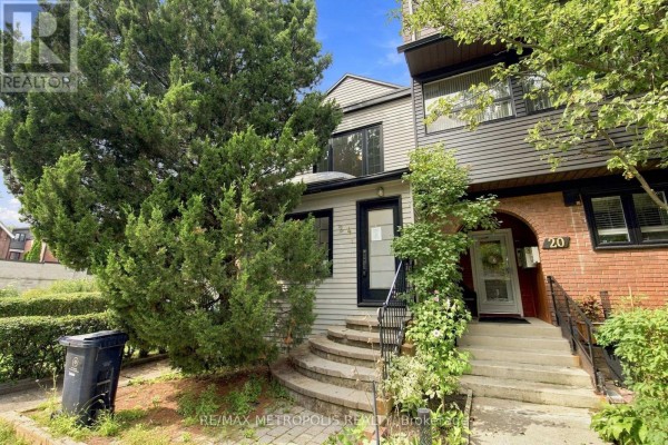 24 Marion Street, Toronto, ON, photo 2
