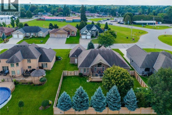24 Melody Drive, Delhi, ON, photo 3