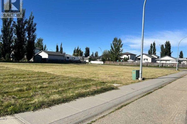 24 Monterey Estates, Wetaskiwin, AB T9A1K2 Photo 3