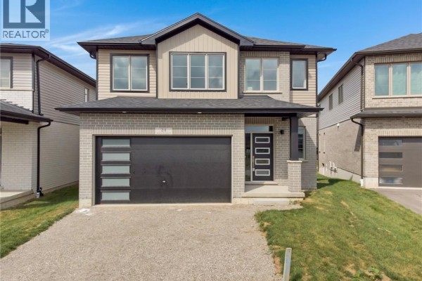 24 Moon Crescent, Cambridge, ON, photo 2