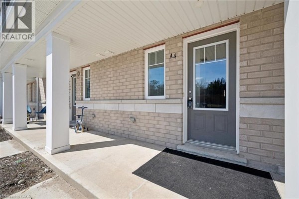 Family room - 24 Morrison Road Unit# A4, Kitchener, ON N2A0L1 Photo 5