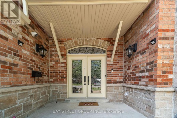 24 Murray Avenue, Toronto, ON, photo 3