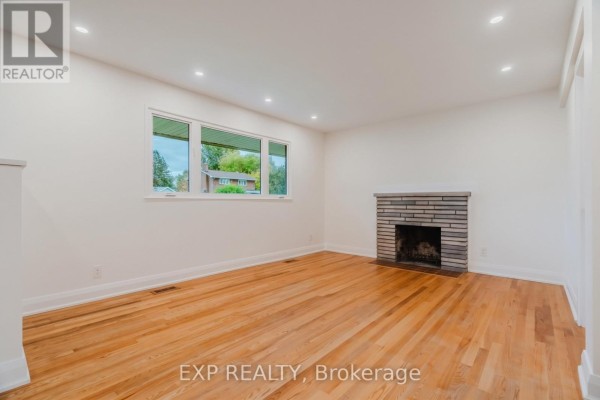 24 Newhaven Street, Ottawa, ON K2G0X5 Photo 5