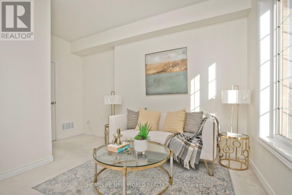 Living room - 24 Orca Drive, Markham, ON L6E0R6 Photo 3