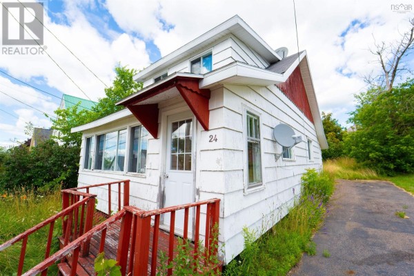 Dining nook - 24 Pleasant Street, Springhill, NS B0M1X0 Photo 3